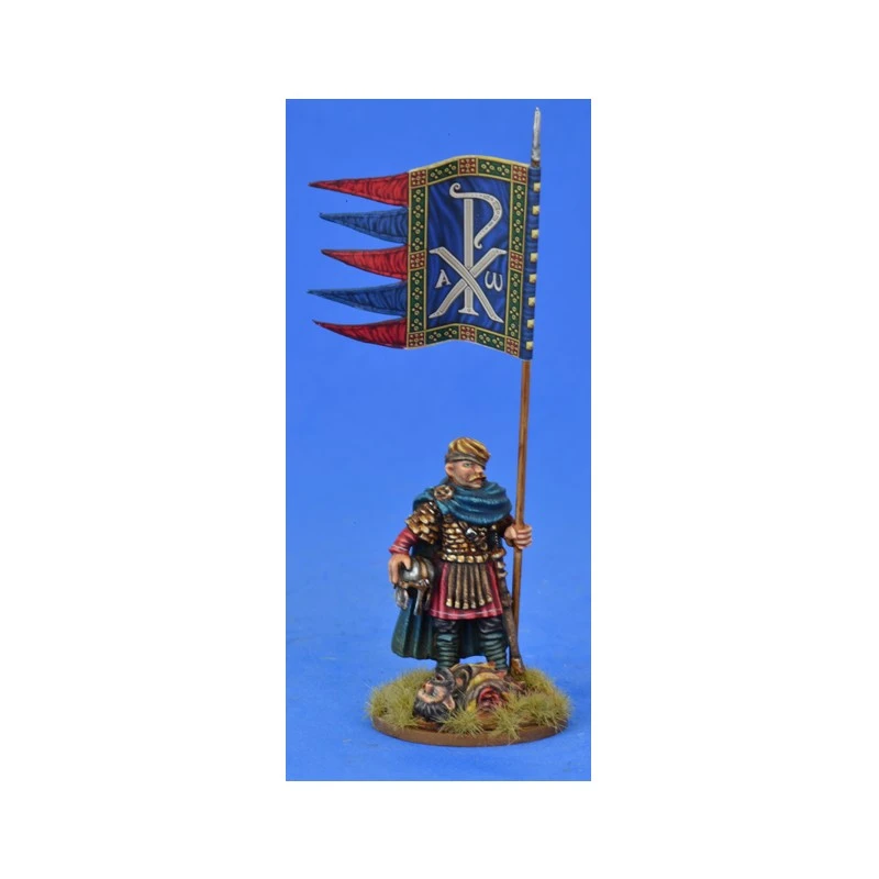 Briton Warbanner Bearer 1 Briton Warbanner Bearer